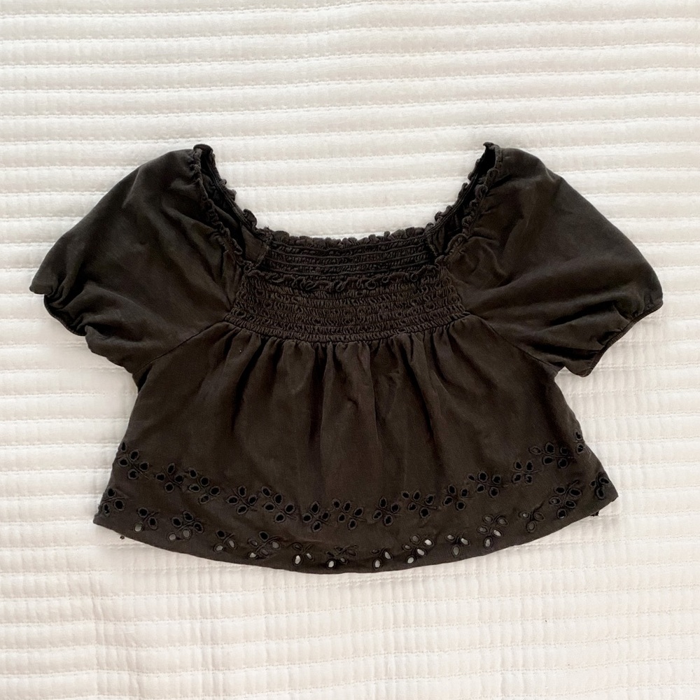 American Eagle Puff Sleeve Eyelet Cropped Top